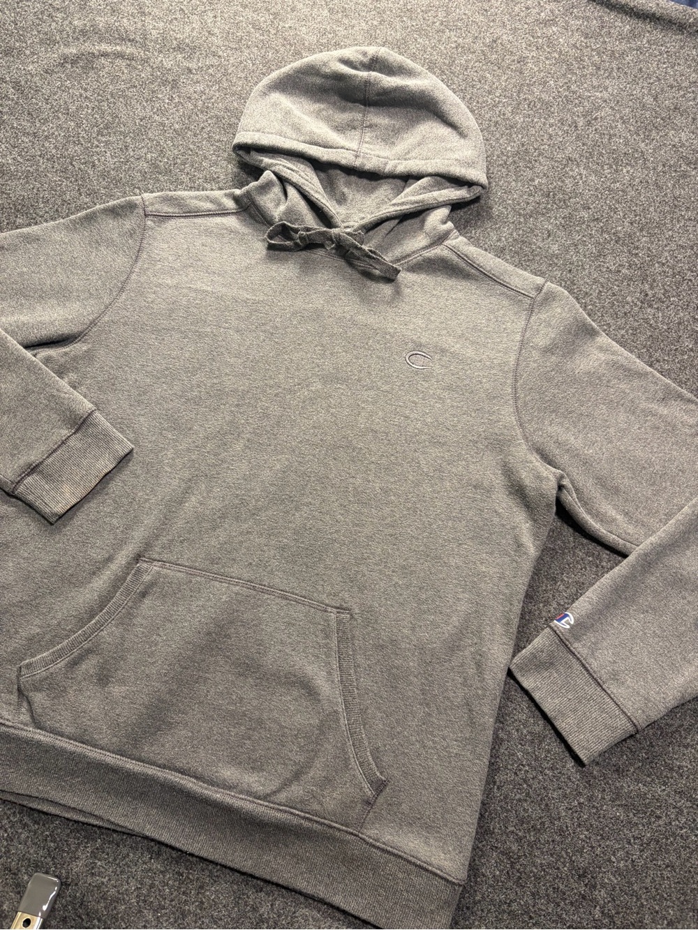 Champion Men's Gray Pullover Hoodie with Subtle Logo